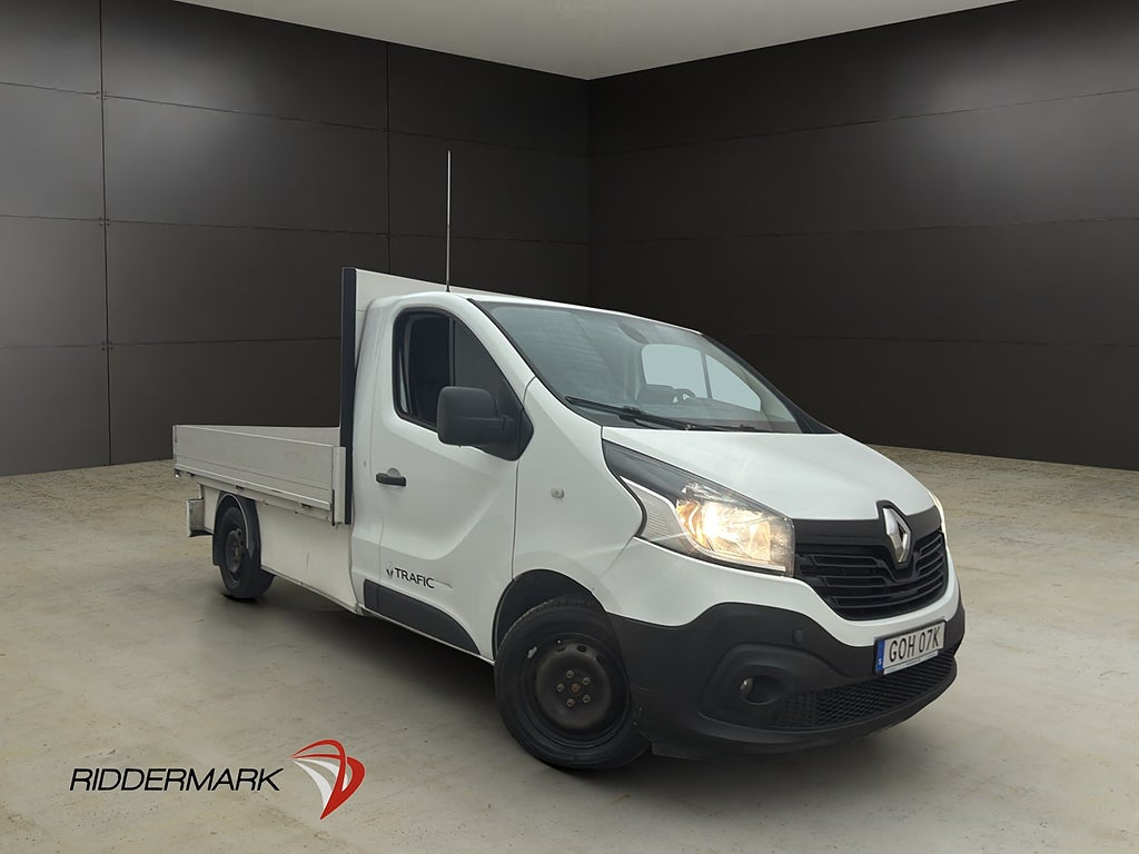 Renault trafic FLAKBIL Värm Bluetooth 3-Sit Farthållare Moms