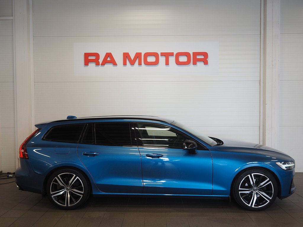 Volvo V60 D3 150hk R-Design Aut H/K Navi Teknikpaket 2020