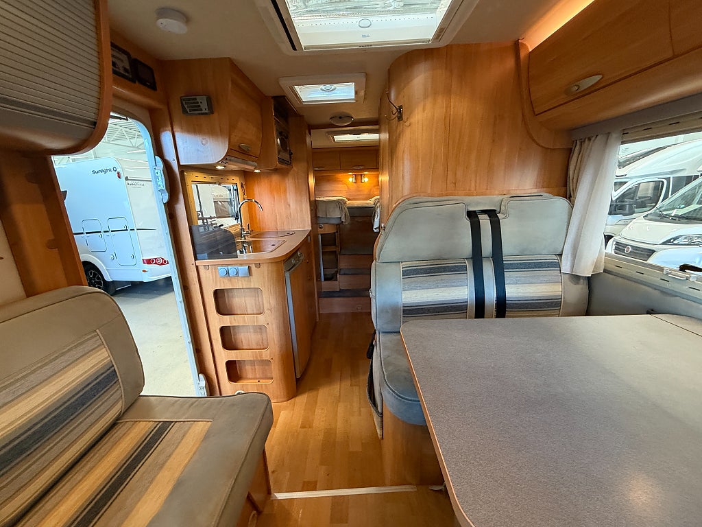 Adria Coral 660 SL *Långbädd*3500kg*