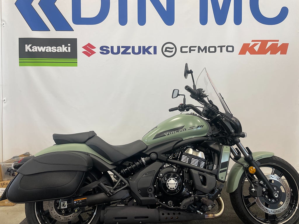 Kawasaki Vulcan "Lågmilare i nyskick ! Endast 127mil."