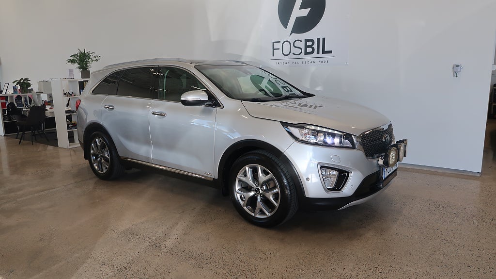 Kia Sorento 2.2 CRDi AWD Pano-Navi-Mvärme-Drag-Skinn 7-sits