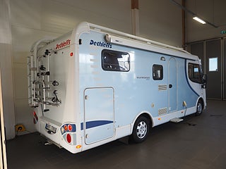 Husbil-integrerad Dethleffs Globebus 4 av 20