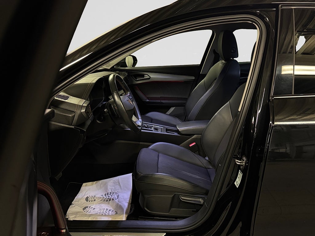 Cupra Formentor e-Hybrid 204hk Dragkrok Keyless Backkamera P-Sensorer bild 11