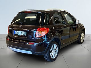 Suzuki SX4 1.6 DOHC 16V VVT 4×4 SoV-Däck/P-Sens/MoK-Värmare – bild 6