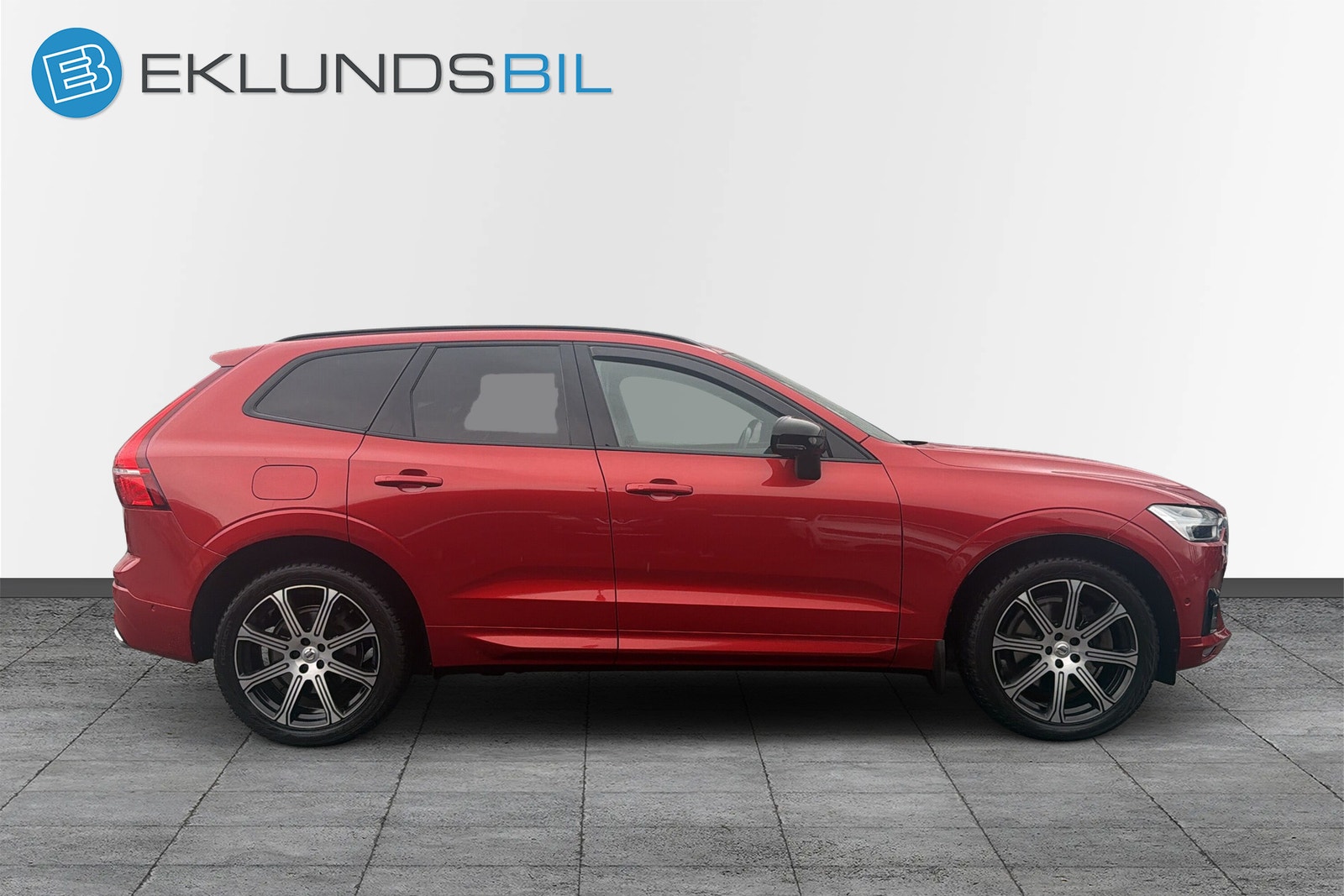 Volvo XC60 B5 AWD Geartronic R-Design Panorama Navi HUD 360 Drag 2020 - miniatyr 4