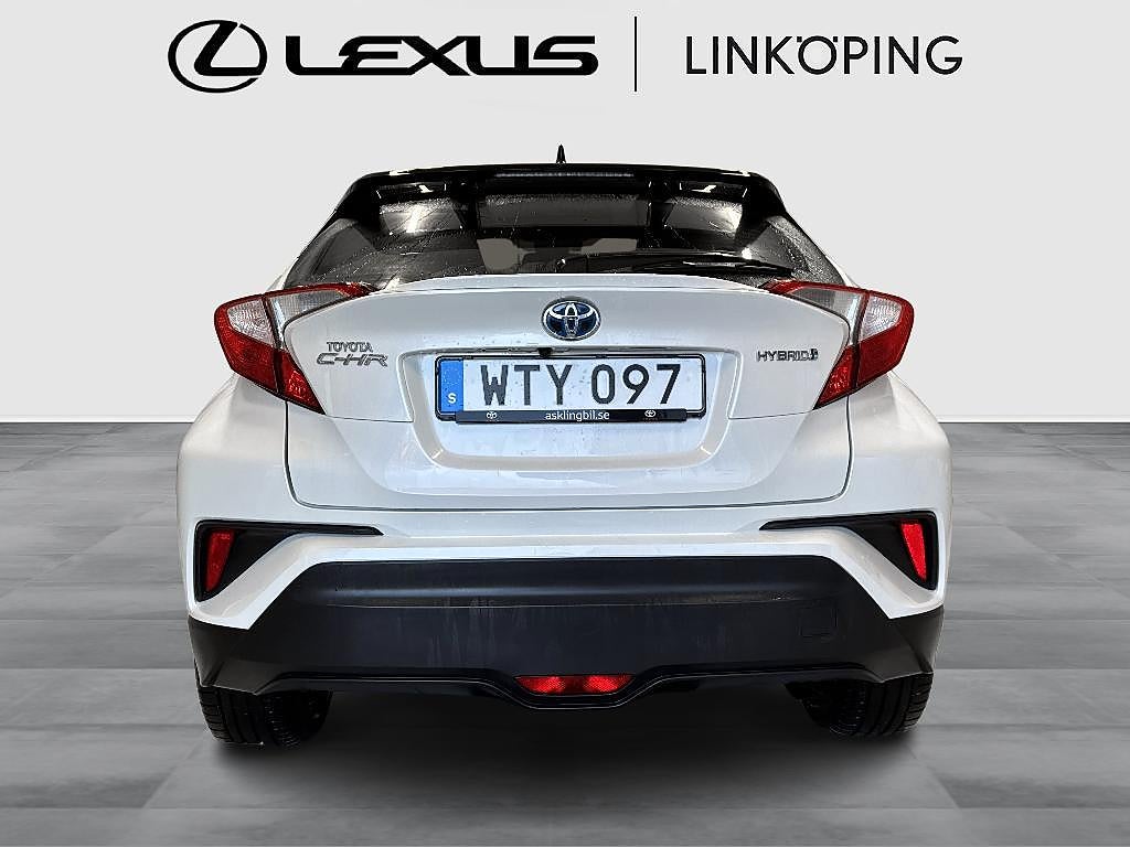 Toyota C-HR 2017 - miniatyr 4