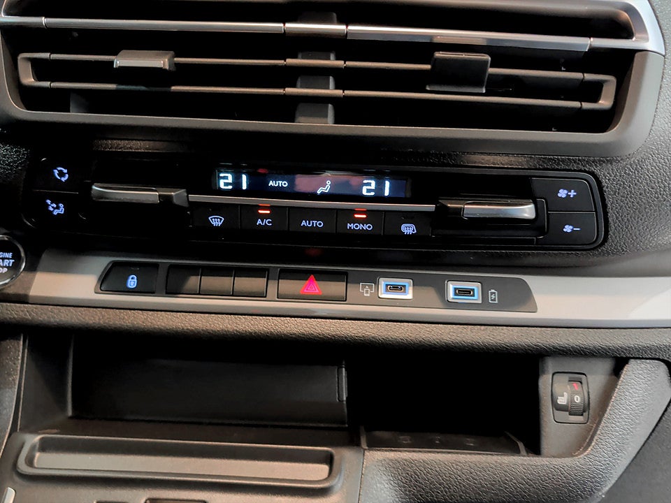 Bild på Opel Vivaro Elite 145hk Aut L2- EDITION! Värmare & Dragkrok