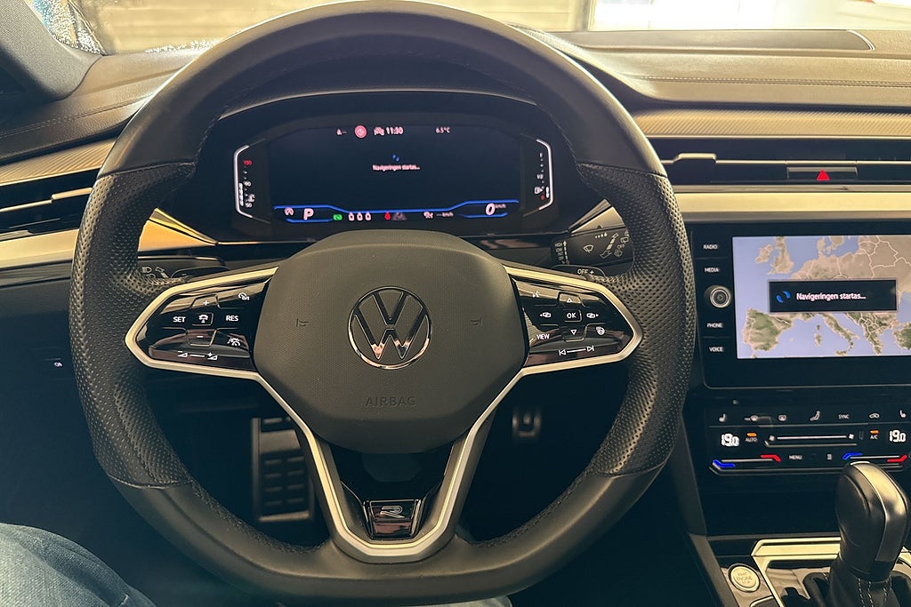 Volkswagen Arteon Shooting Brake 2.0 TDI 4Motion R-Line Drag Värmare Kame miniatyr 6