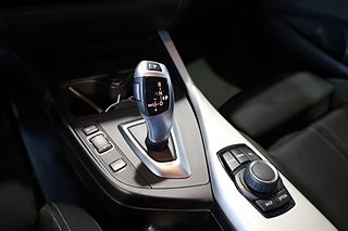 Halvkombi BMW 118I 22 av 25