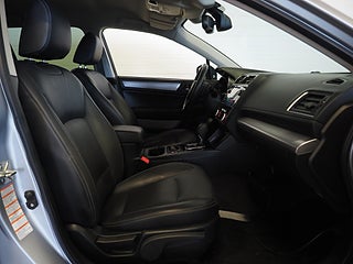 Kombi Subaru Outback 16 av 24