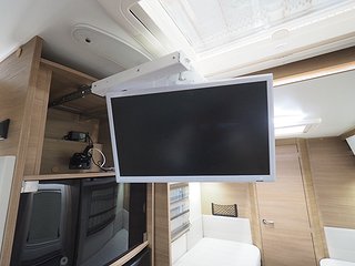 Husbil-halvintegrerad Elnagh T-loft 531 24 av 26
