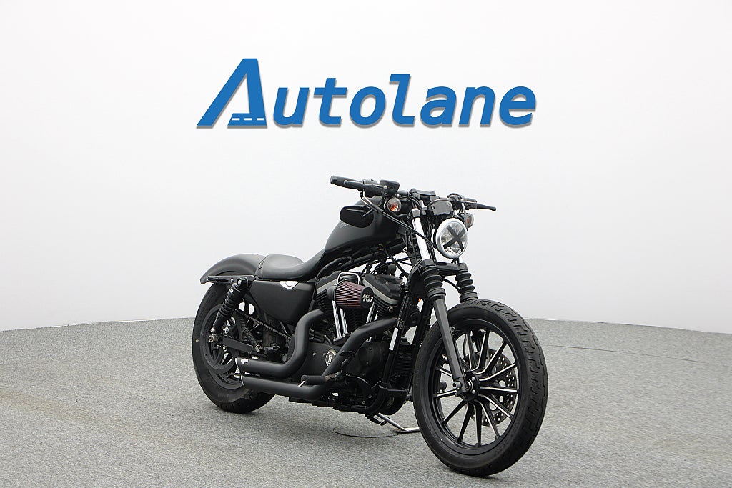 Harley-Davidson Iron 883 *Vance & Hines Le Pera Nyservad