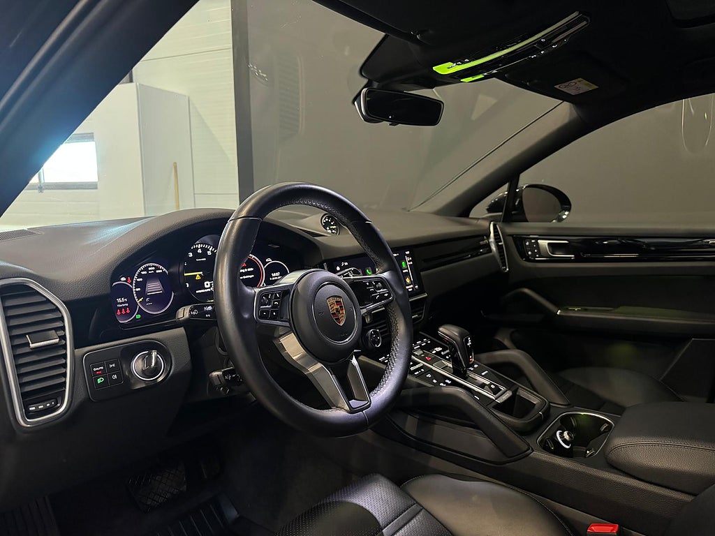 Porsche Cayenne Coupé E-Hybrid Plug-in*3,99%*SportDesign 22" Luft Drag