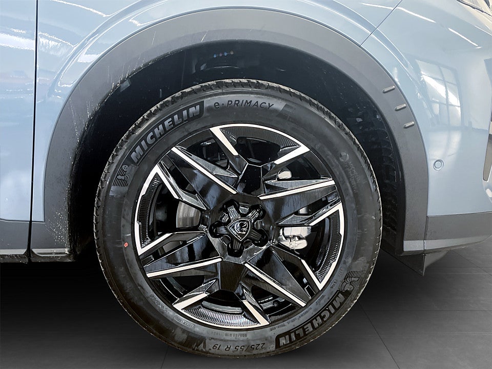 Bild på Peugeot 5008 GT Ultimate Hybrid - OMGÅENDE LEVERANS!