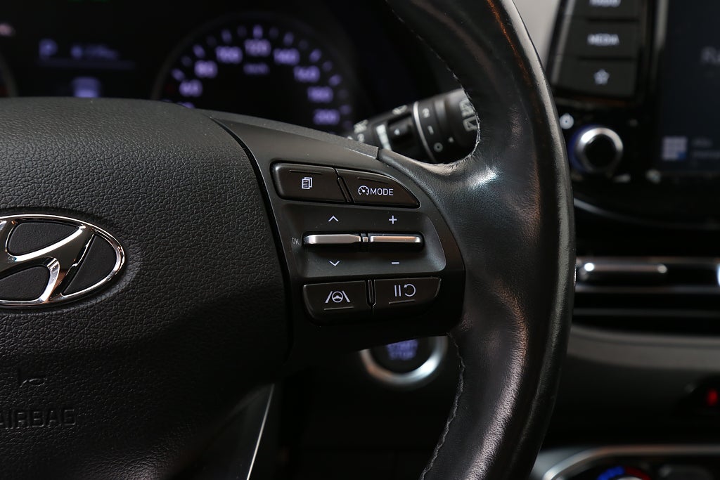 Hyundai i30 1,5 T-GDI 48V MHEV 159hk Advanced Aut Keyless Dragkrok