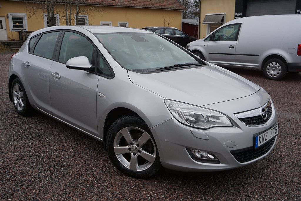 Opel Astra 1.6 Enjoy Drag/M-värmare