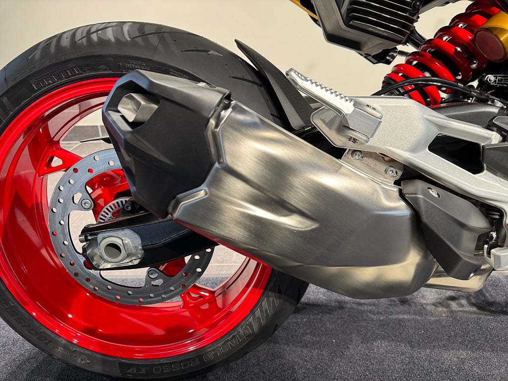 BMW F900R/Ord pris: 138.395kr/Nu: 127.900kr/100mil/Sport