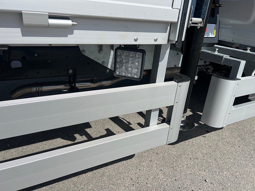Iveco Daily 72C18 A8 Kranbil Palfinger Kran Fullutrustad
