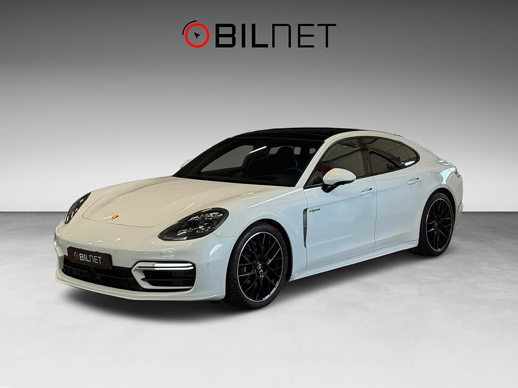 Porsche Panamera 4 E-Hybrid PDK Platinum Edition (5-sits) Luft HUD Pano
