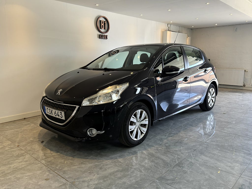 Peugeot 208  1.4 e-HDi EGS AUTOMAT NYBES P-SENSORER KAMREMBYTT