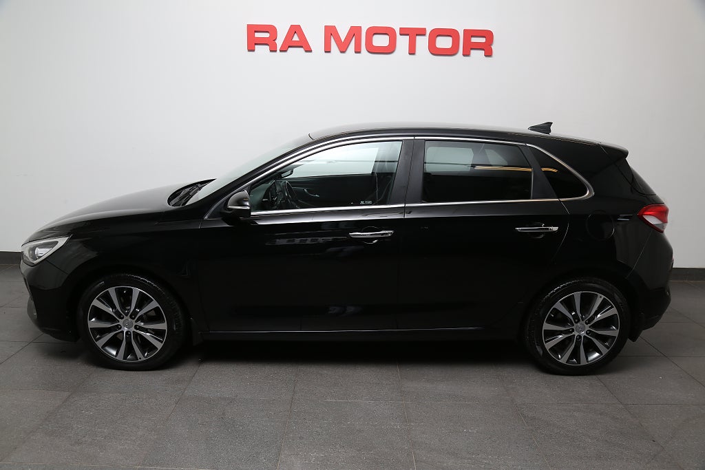 Hyundai i30 1,6  CRDi 136hk Premium Aut Kamera Navi Keyless 2018