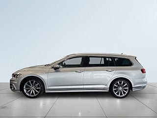 Volkswagen Passat SC 2.0 TDI DSG 4M GT R-Line S&V-hjul/Kamera/Drag/Dvärm – bild 4