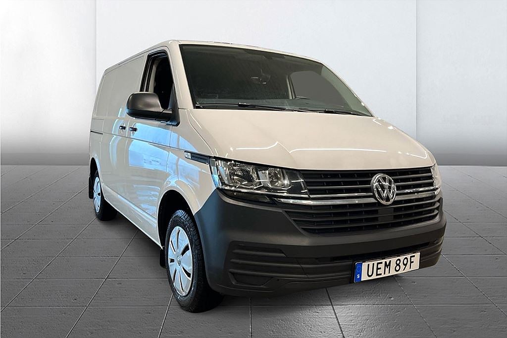 Volkswagen Transporter T28 2.0 TDI L1H1 Proline Drag Värmare Komfortpkt MOMS