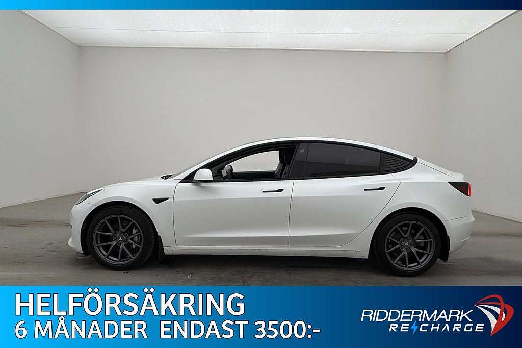 Tesla Model 3 Long Range AWD Pano Dragkrok AP Svensksåld
