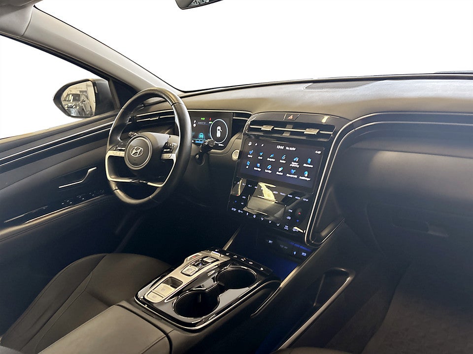 Bild på Hyundai Tucson Essential HEV 1.6 GDI 230hk Aut B-KAMERA NAVI