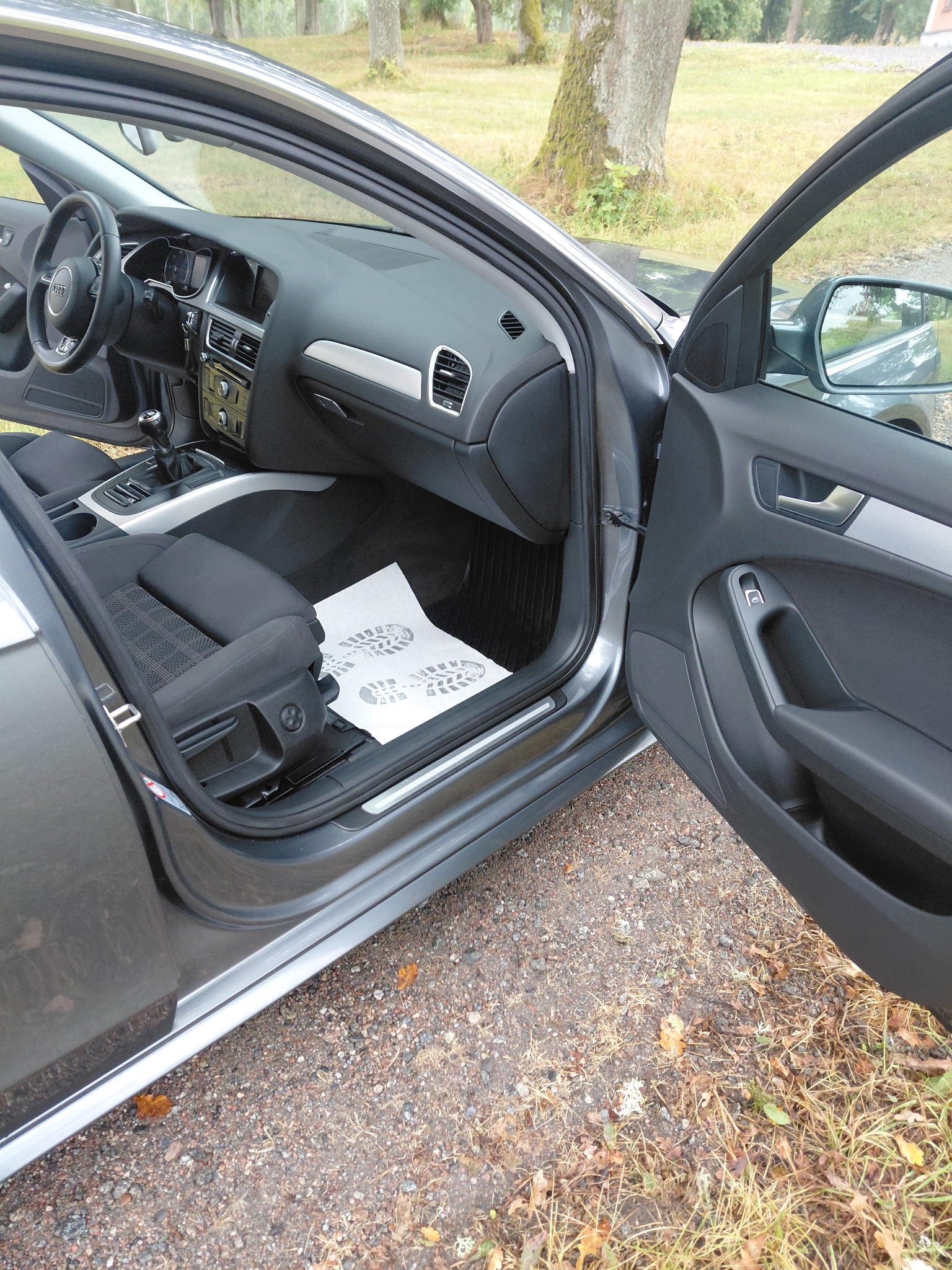 Audi A4 Avant 2.0 TDI 2014, kuva 4/10