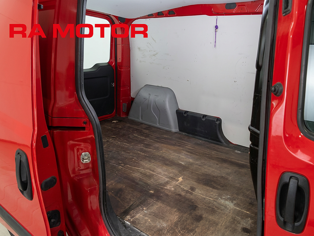 Opel Combo 2.4t 1.6 CDTI | Värmare | Drag | Kamrem bytt | 2015