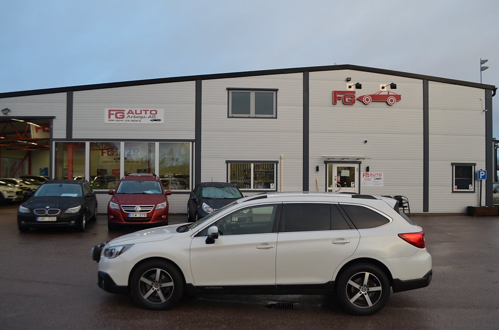 Subaru Outback 2.0 4WD 150 hk M-Värmare Drag Kamera Euro 6