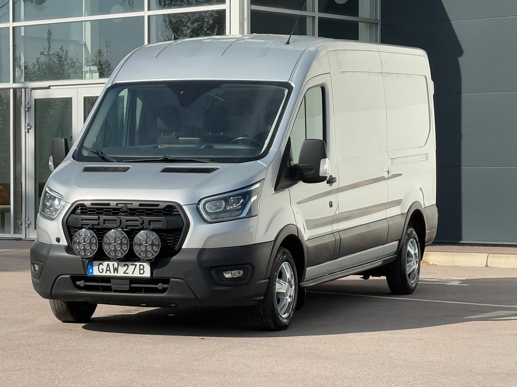 Ford transit 350 2.0 160hk/skåp/V-inredning/Momsbil/leasing 