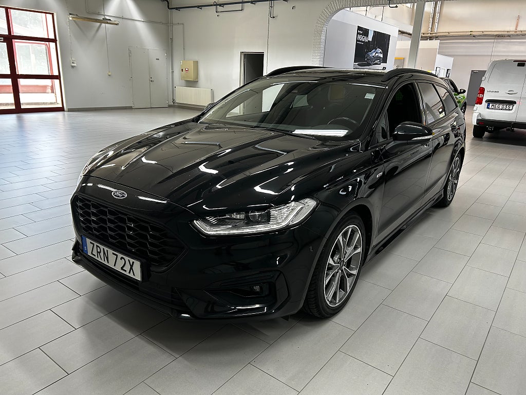 Ford Mondeo Kombi Hybrid E-CVT ST-Line Drag Momsbil