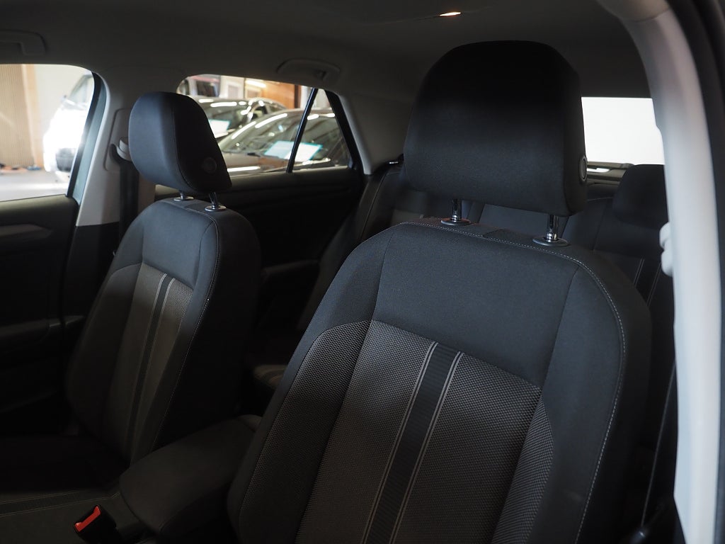 Volkswagen T-Roc 1.0 TSI 116hk Dragkrok Backkamera 2020