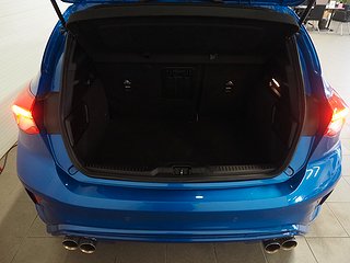 Halvkombi Ford Focus 25 av 25