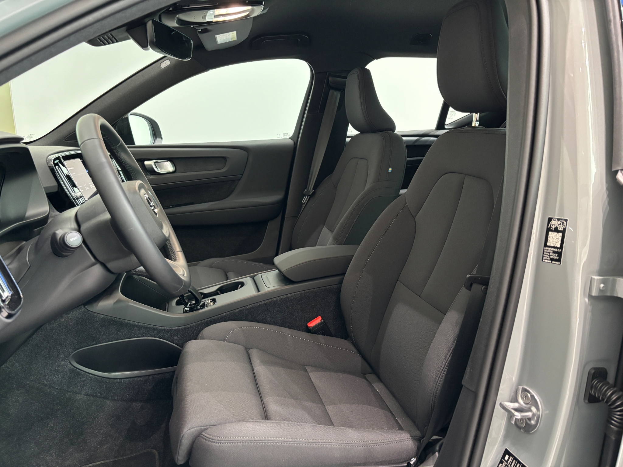 Volvo EX40 PLUS SE 2027, bild 6/10