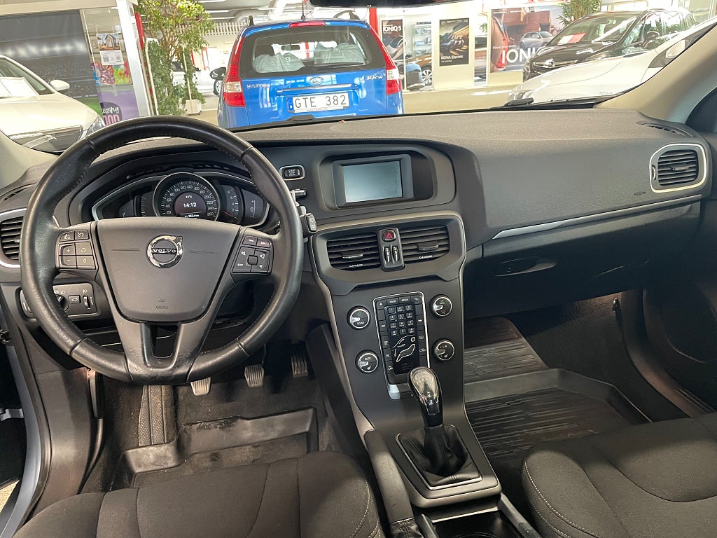 Volvo V40 2017 - miniatyr 8