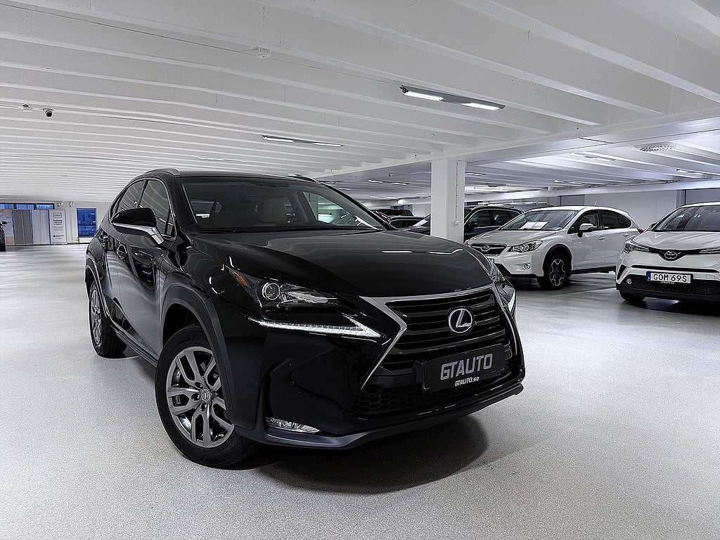 Lexus NX 300h 2.5 AWD GPS DRAG PDC Värmare Kamera Hybrid Servad