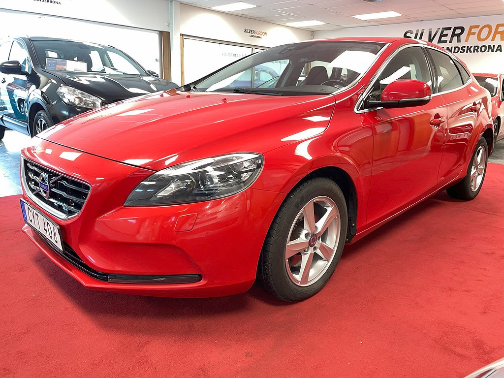 Volvo V40 D2 Powershift Momentum Euro 5  NYKAMREM/NYSERV/NYBESK