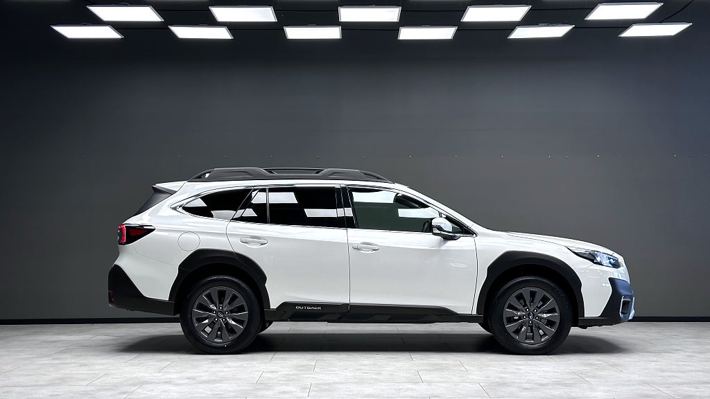 Subaru Outback 2025 - miniatyr 5