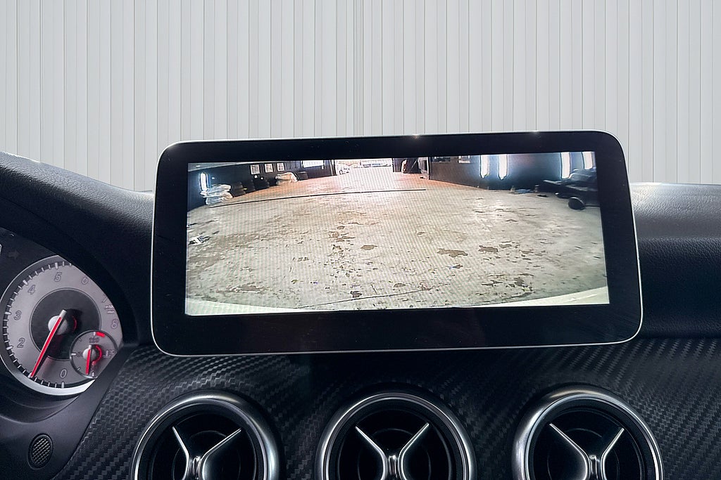 Mercedes-Benz A 2015