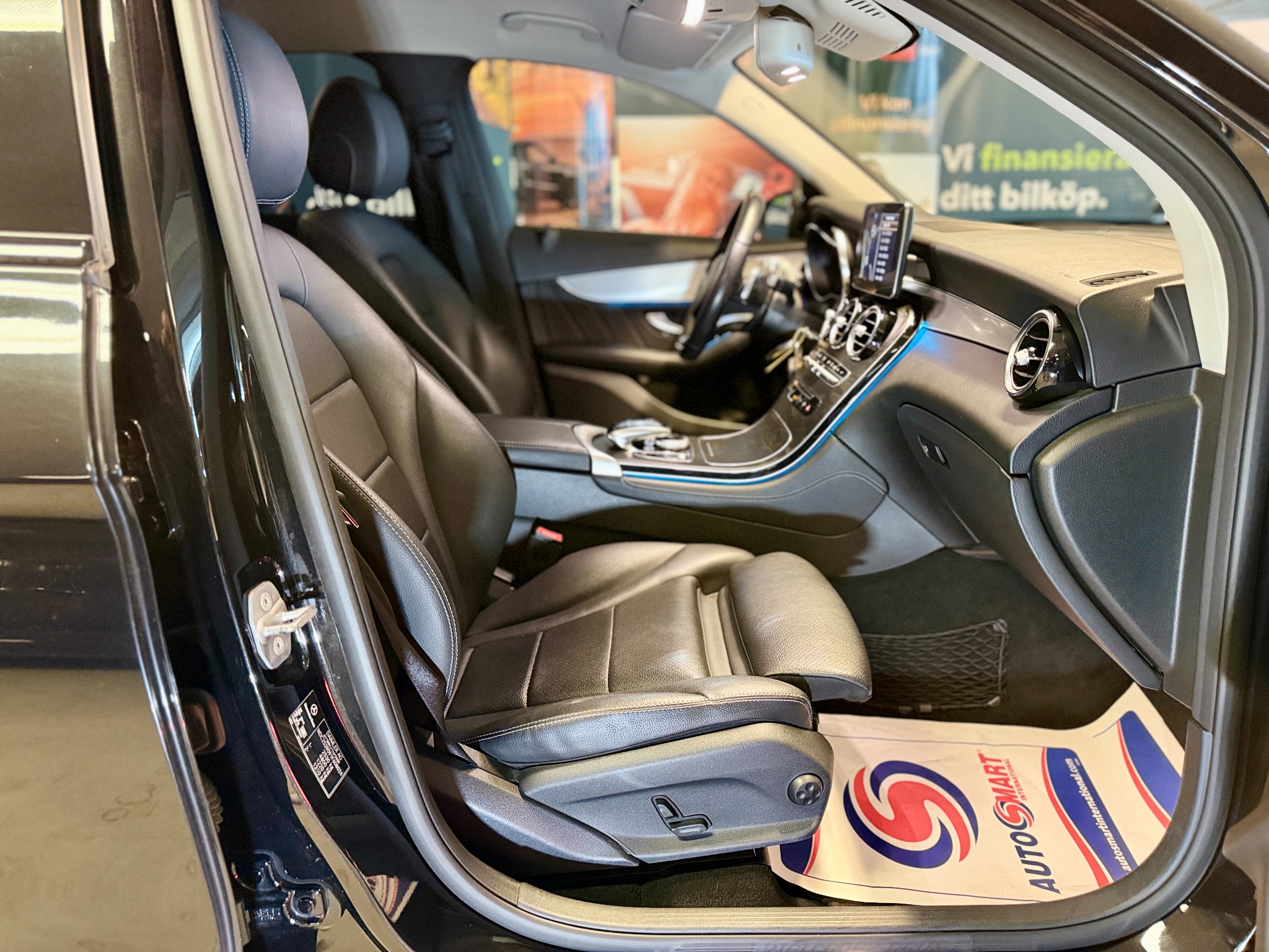 Mercedes-Benz GLC 2019, bild 5/36