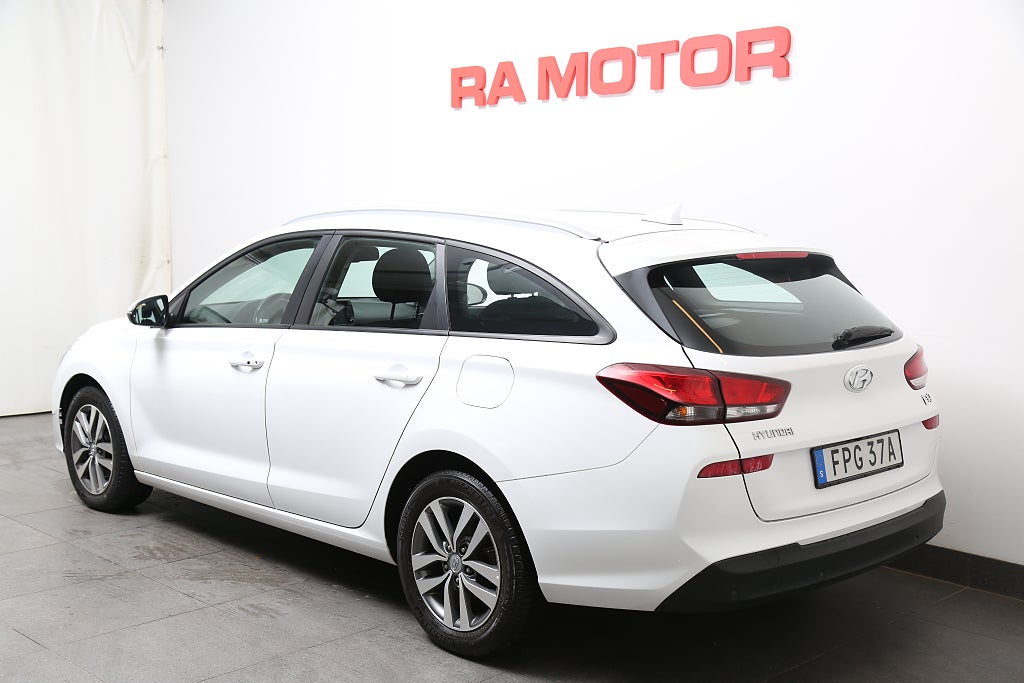Hyundai i30 1,4 T-GDi 140hk Trend Kombi Aut CarPlay Kamera