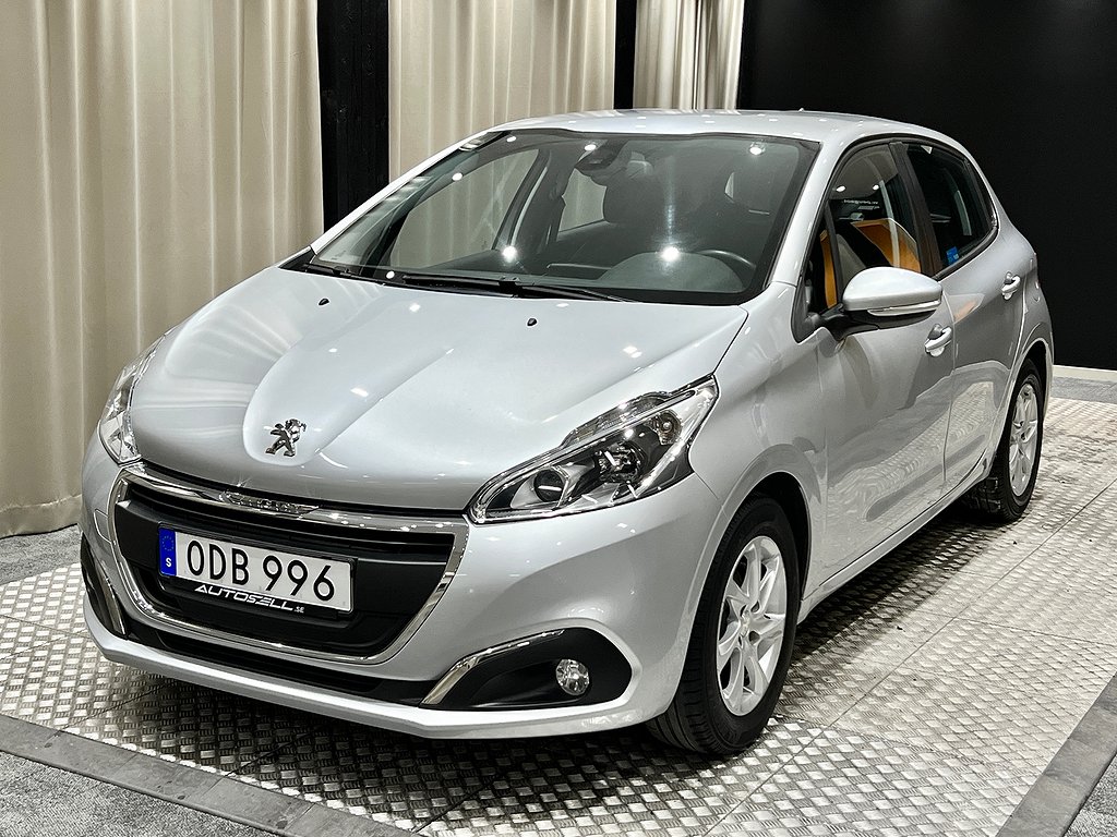 Peugeot 208 1.2 82hk 6990mil Multimedia Toppskick Fullservad 