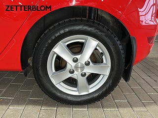 Halvkombi Ford Fiesta 13 av 19