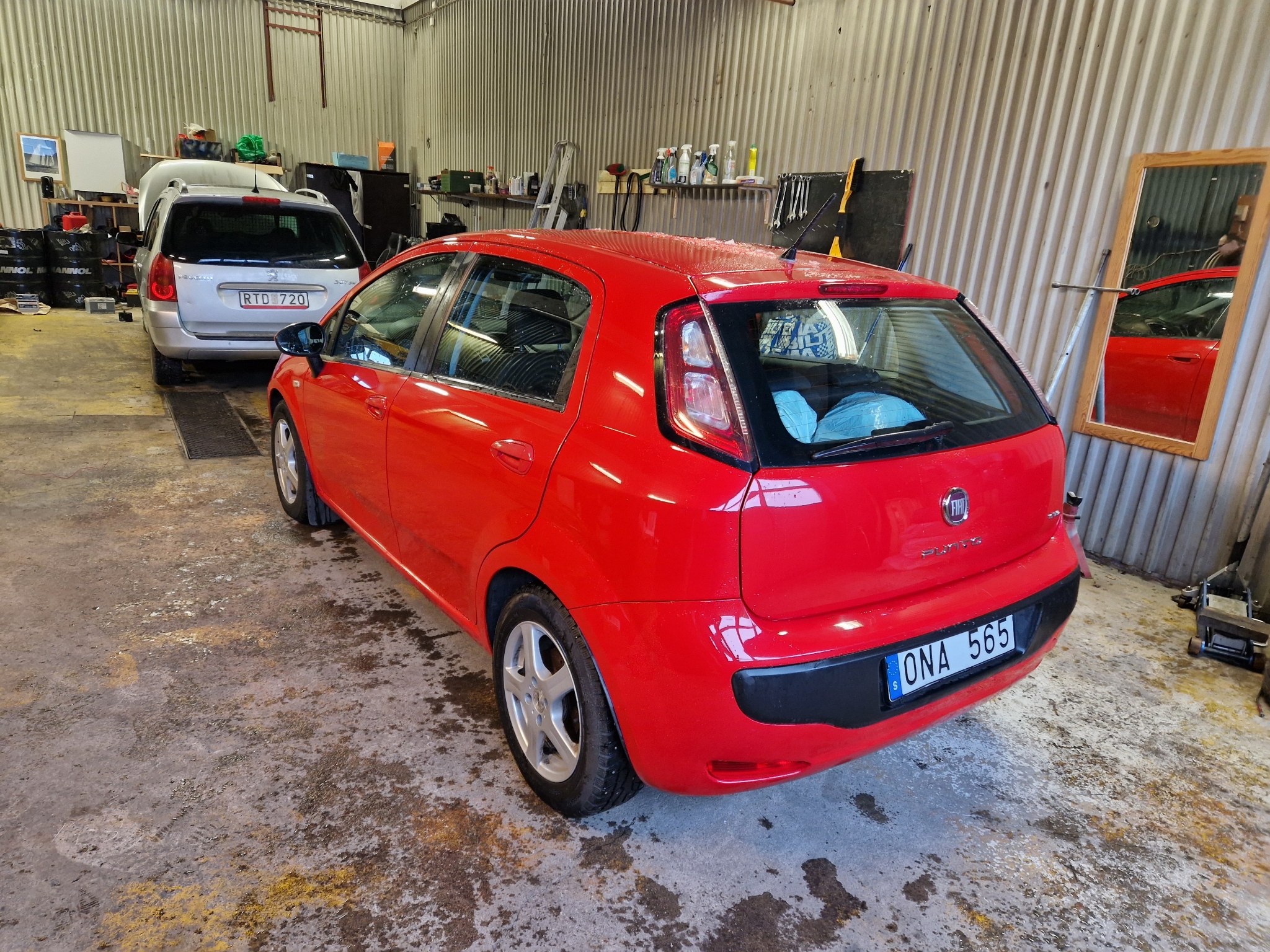 Fiat Punto Evo Punto 1.3 MultiJet 2010, bild 5/40