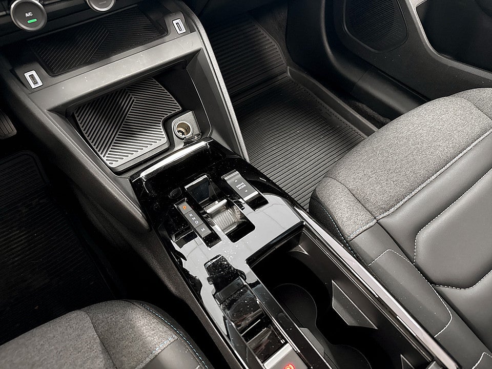 Bild på Citroën C4-X Shine 1.2 PT Aut KAMPANJRÄNTA 3,99%