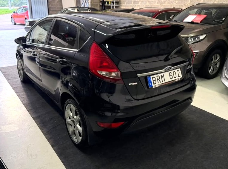 Ford Fiesta 2011, bild 5/10