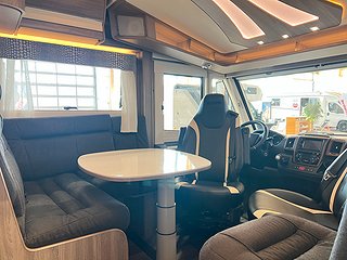 Husbil-integrerad Kabe TMI 810 LQB 11 av 27